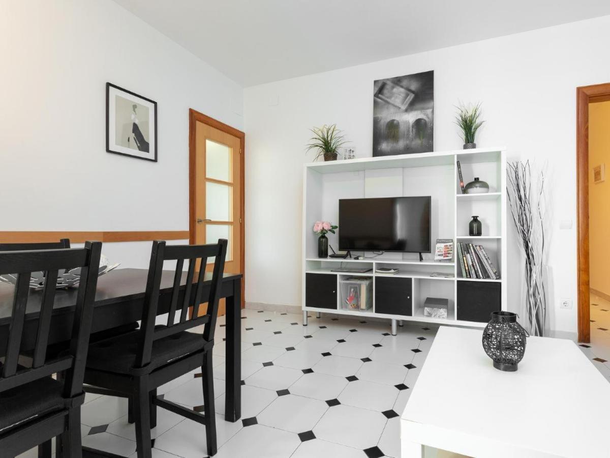 Click&Flat Fira Castelao Apartman L'Hospitalet de Llobregat Kültér fotó