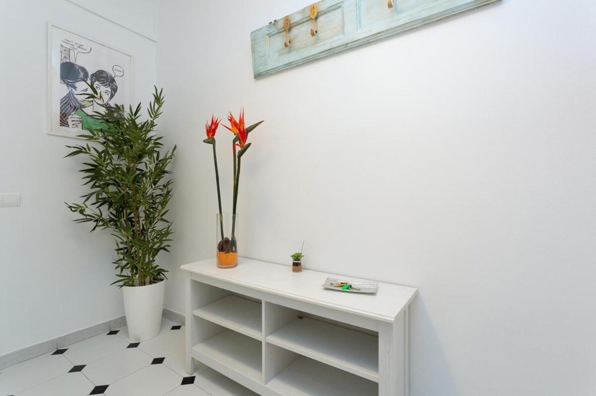Click&Flat Fira Castelao Apartman L'Hospitalet de Llobregat Kültér fotó