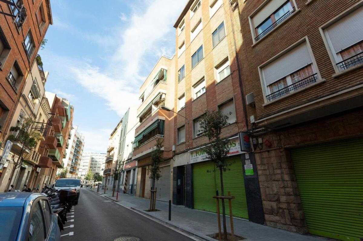 Click&Flat Fira Castelao Apartman L'Hospitalet de Llobregat Kültér fotó