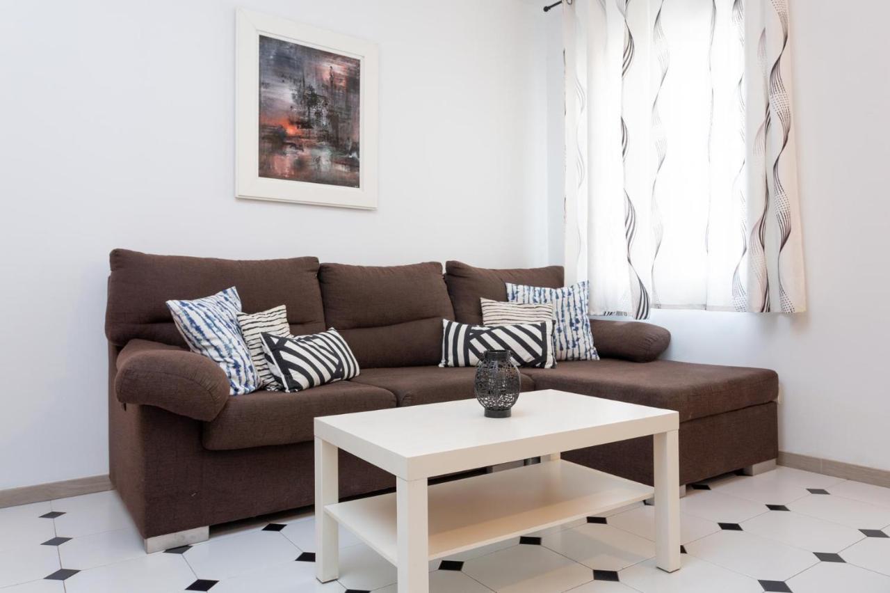 Click&Flat Fira Castelao Apartman L'Hospitalet de Llobregat Kültér fotó